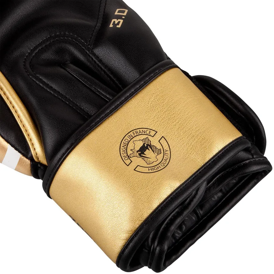 Venum Challenger 3.0 Boxing Gloves - White/Gold — vista 2