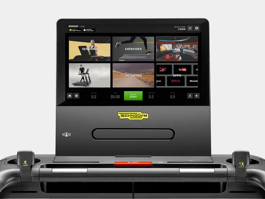 Technogym Run Live 9000" — vista 2