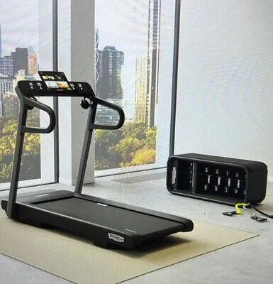 Technogym MyRun + Technogym Bench — vista 3