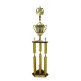 Trofeo 3 columnas con copa y figura — vista 5